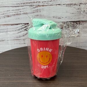 Alani Nu - Shaker Bottle 12 oz (Dark Pink/Blue Lid)